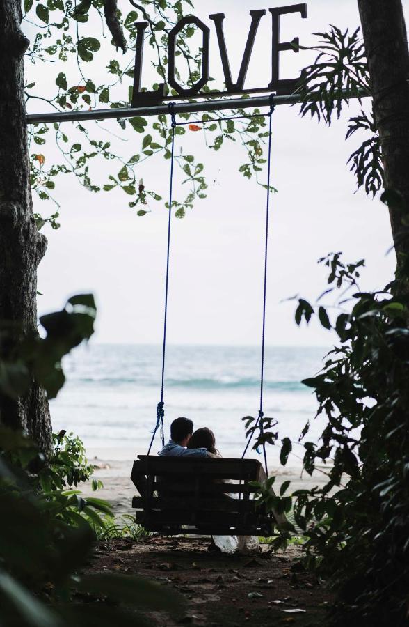 Faith Glamping Dome Costa Rica Hotel Manzanillo  Ngoại thất bức ảnh